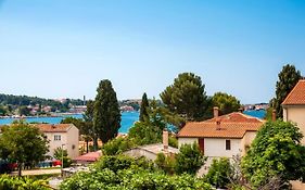 Apartman Near Beach Pelagic Sea View