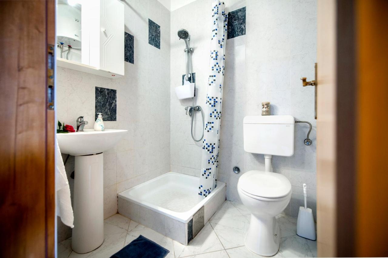 Apartman Near Beach Pelagic Sea View Rovigno Esterno foto
