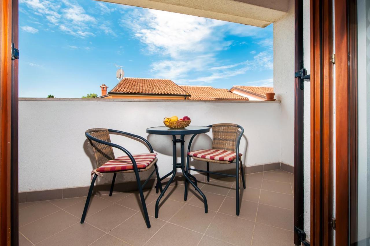 Apartman Near Beach Pelagic Sea View Rovigno Esterno foto